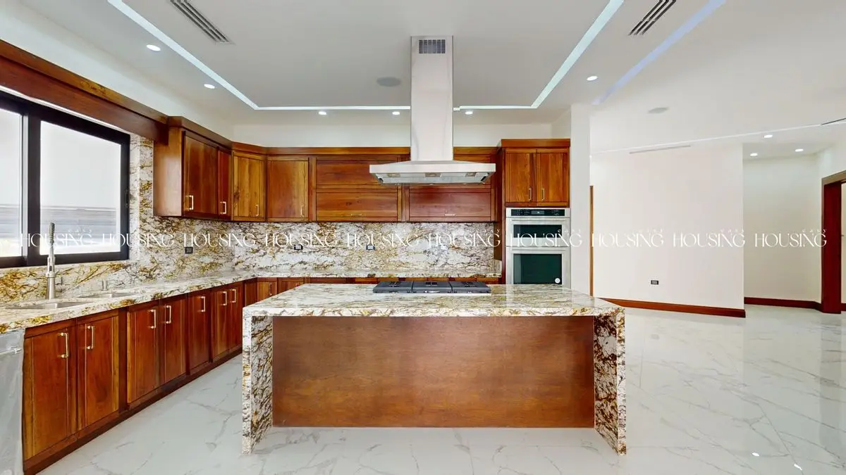 Casa en Venta en Zona Valles Frente a Parque — foto 5