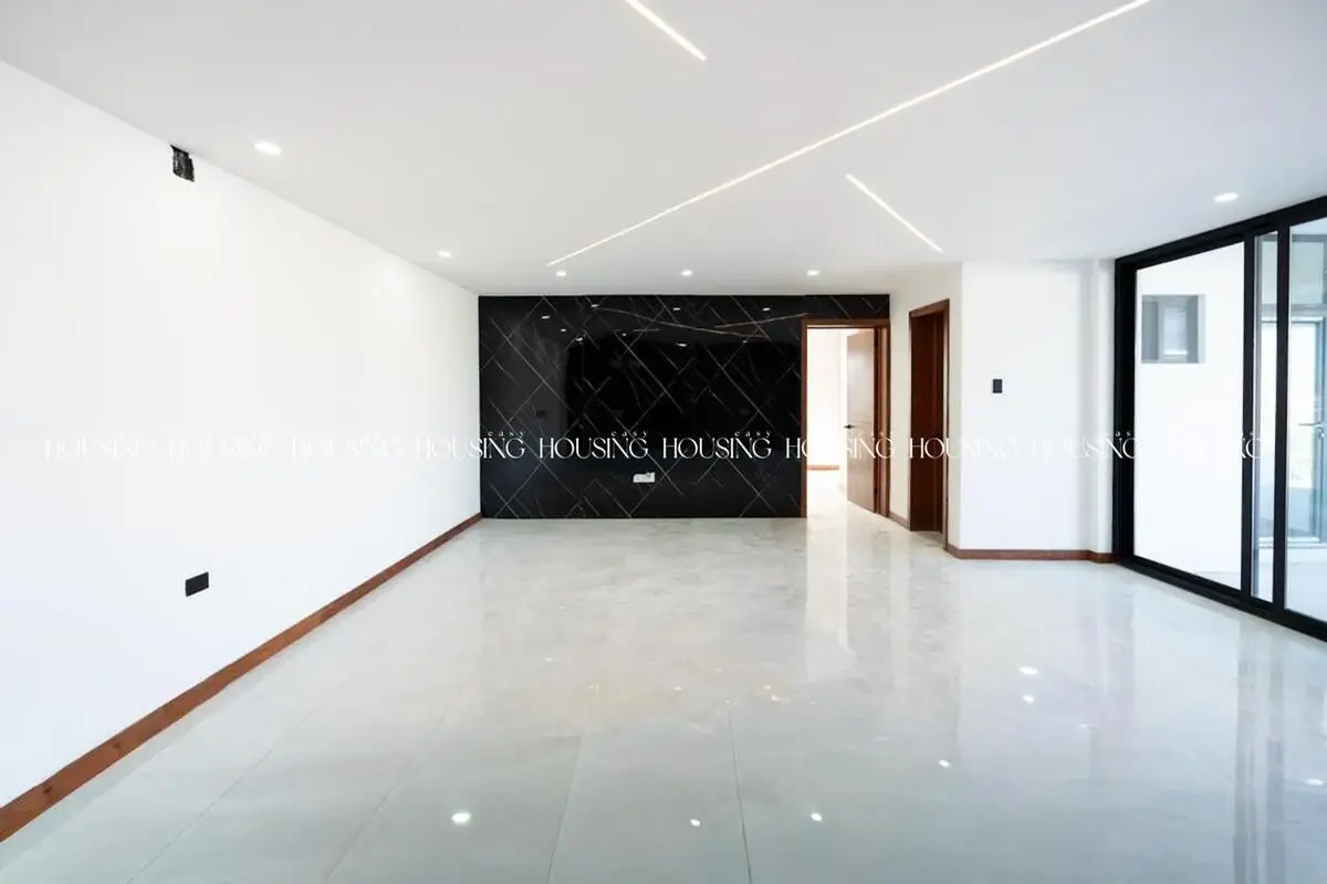 Residencia en Venta en Dominion con Alberca, 4 Habitaciones y Cuarto de Servicio — foto 3