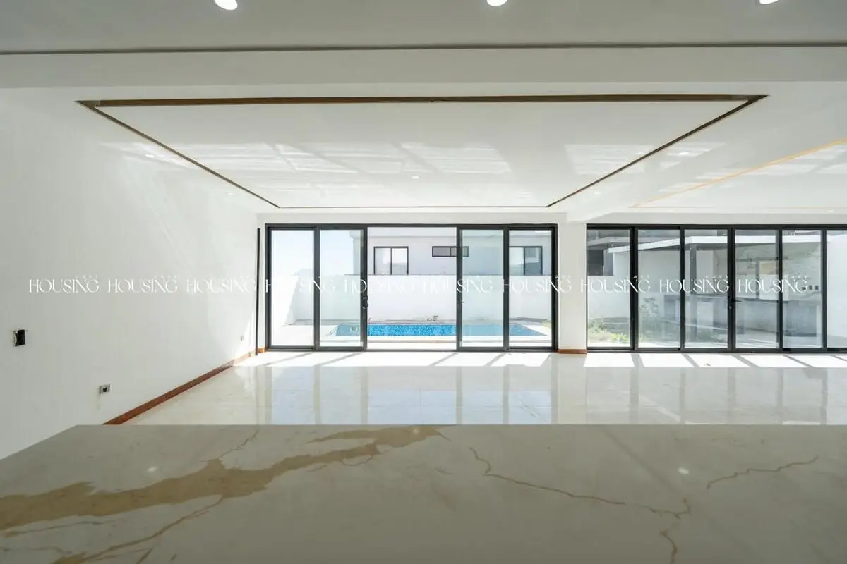 Residencia en Venta en Dominion con Alberca, 4 Habitaciones y Cuarto de Servicio — foto 6