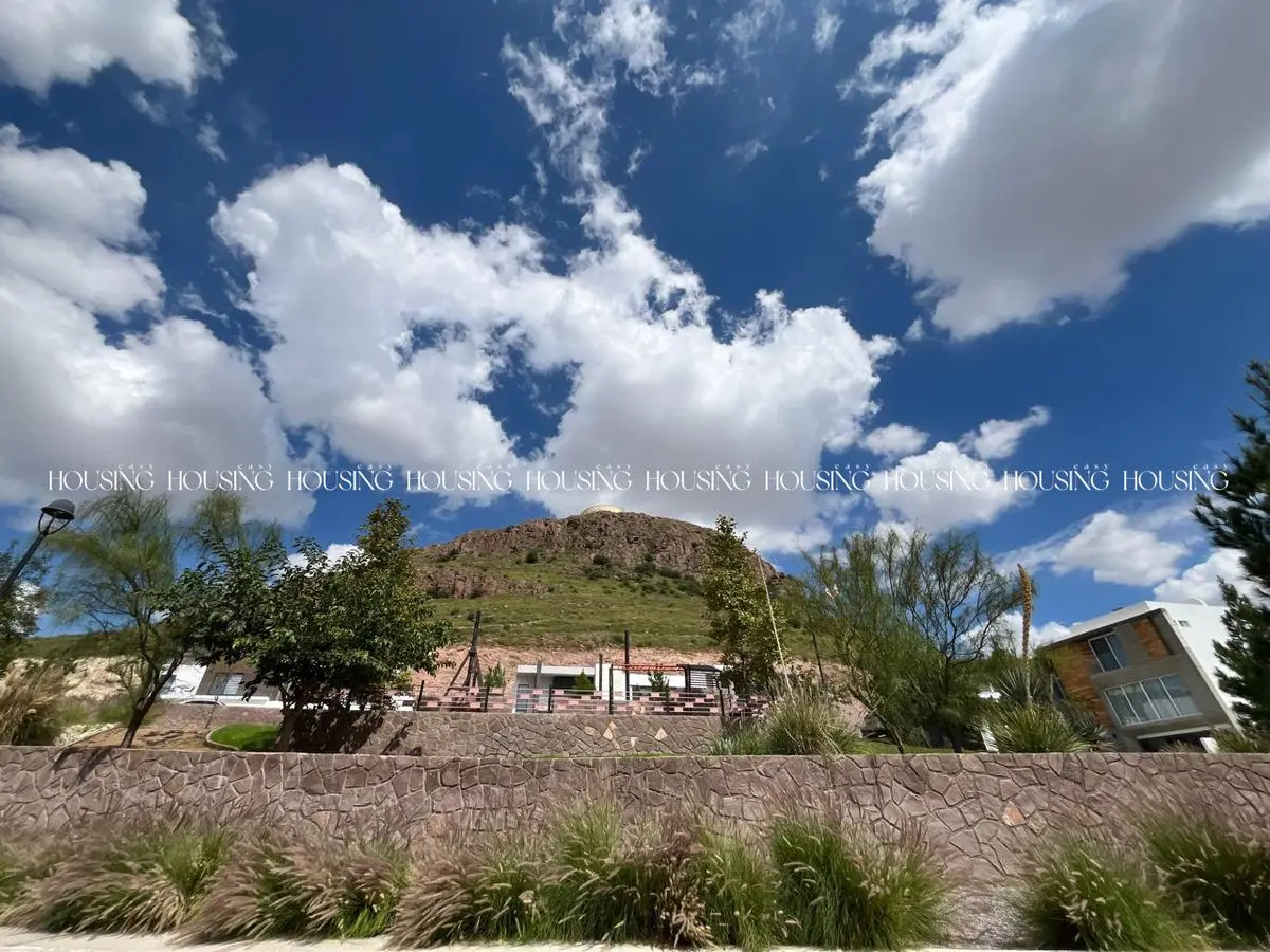 Terreno Plano en Venta Contra Esquina de Parque en Cumbres Dominion — foto 6
