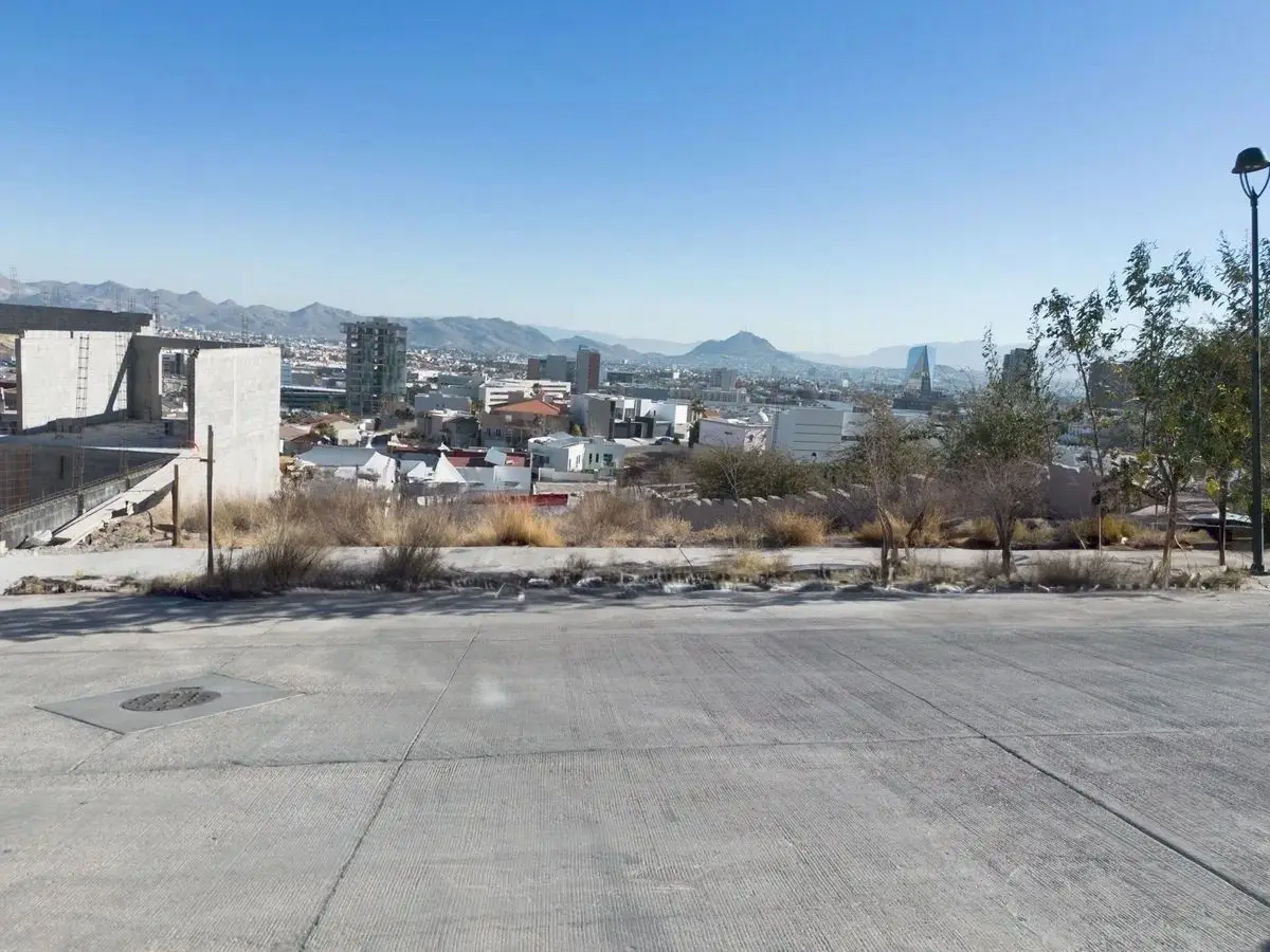 Terreno en Venta en Paseo de las Lomas — foto 3