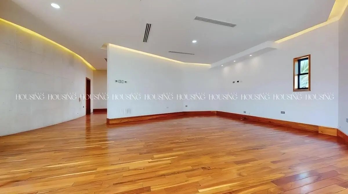 Residencia en Zona Valles con Alberca y Paneles Solares — foto 3