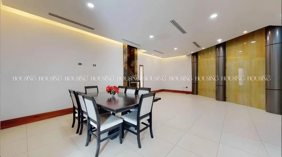 Residencia en Zona Valles con Alberca y Paneles Solares — foto 6