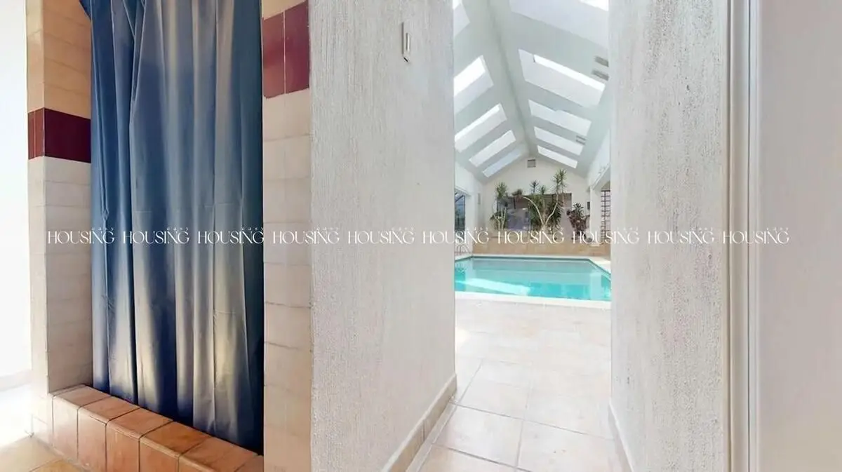 Residencia en Venta con Alberca y Paneles Solares — foto 4