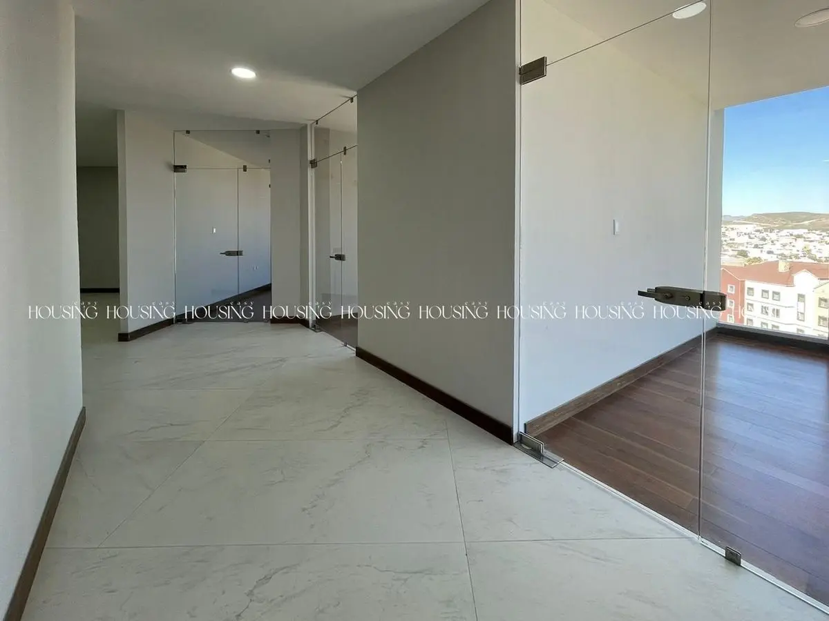 Oficina en Azenzo Center Torre B en Venta — foto 2