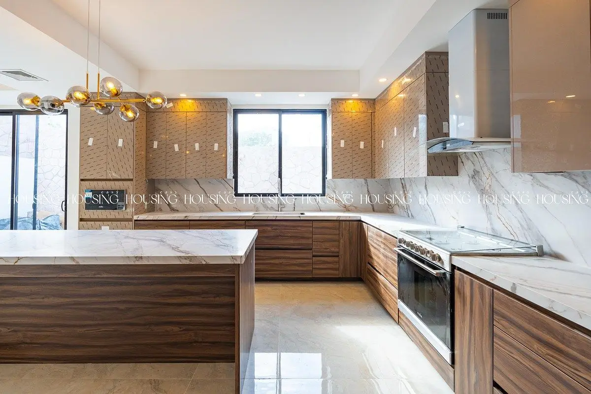 Casa en Venta con 4 Recámaras, una en Planta Baja en Valle Escondido — foto 4