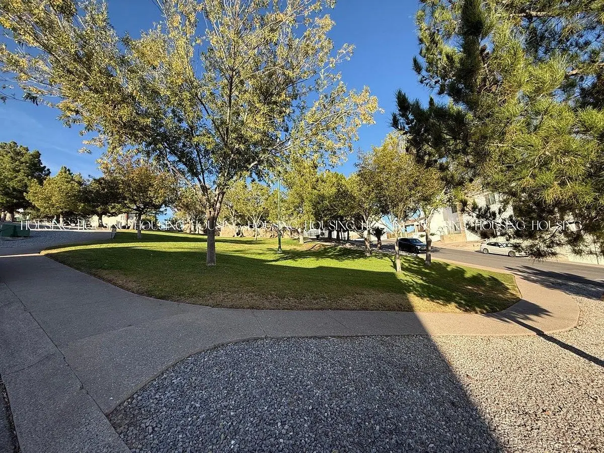 Casa en Venta o Renta en Bosques de San Francisco Frente a Parque — foto 3