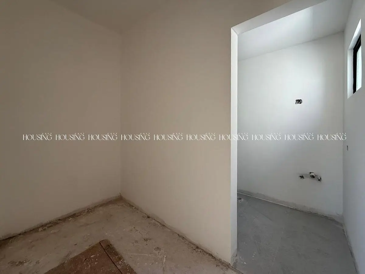 Casa en Venta con 4 Recámaras y Paneles Solares en Zona Valle Escondido — foto 3