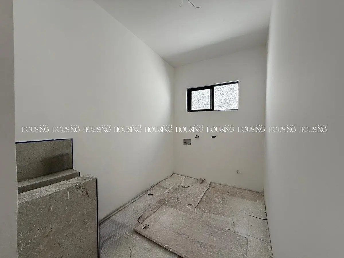 Casa en Venta con 4 Recámaras y Paneles Solares en Zona Valle Escondido — foto 4