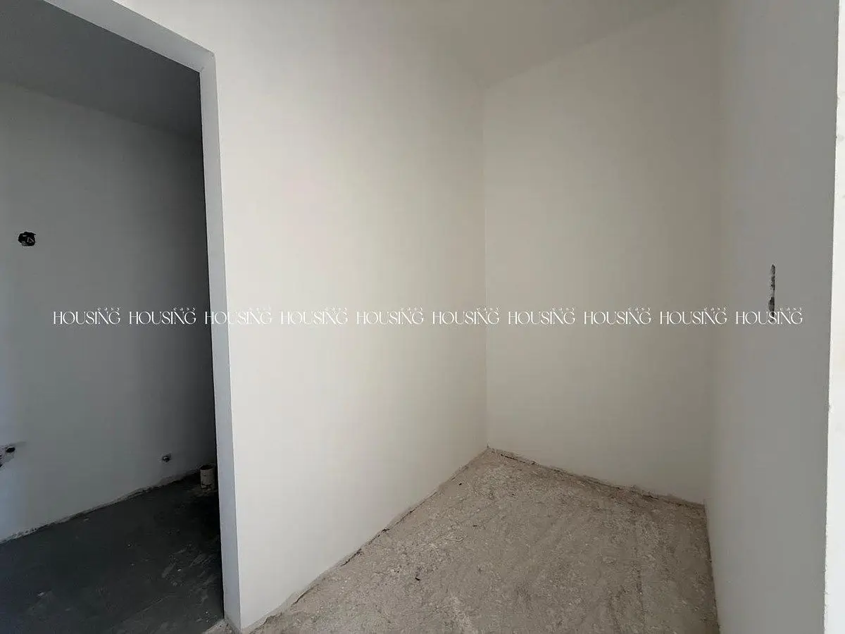 Casa en Venta con 4 Recámaras y Paneles Solares en Zona Valle Escondido — foto 5