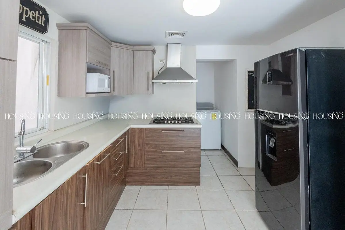 Casa en Venta Frente a Parque en Valle Escondido — foto 4