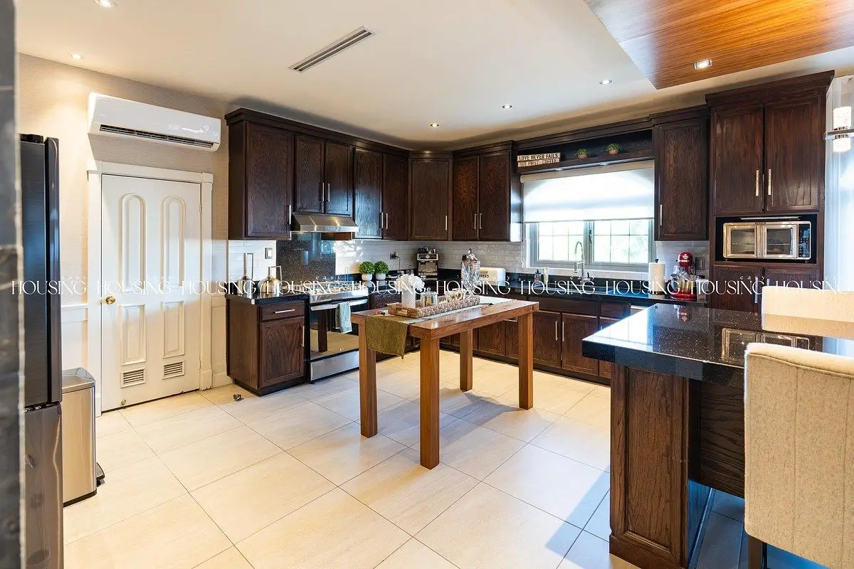 Casa en Venta en Zona Valles Totalmente Equipada Frente a Parque en Zona Valles — foto 10