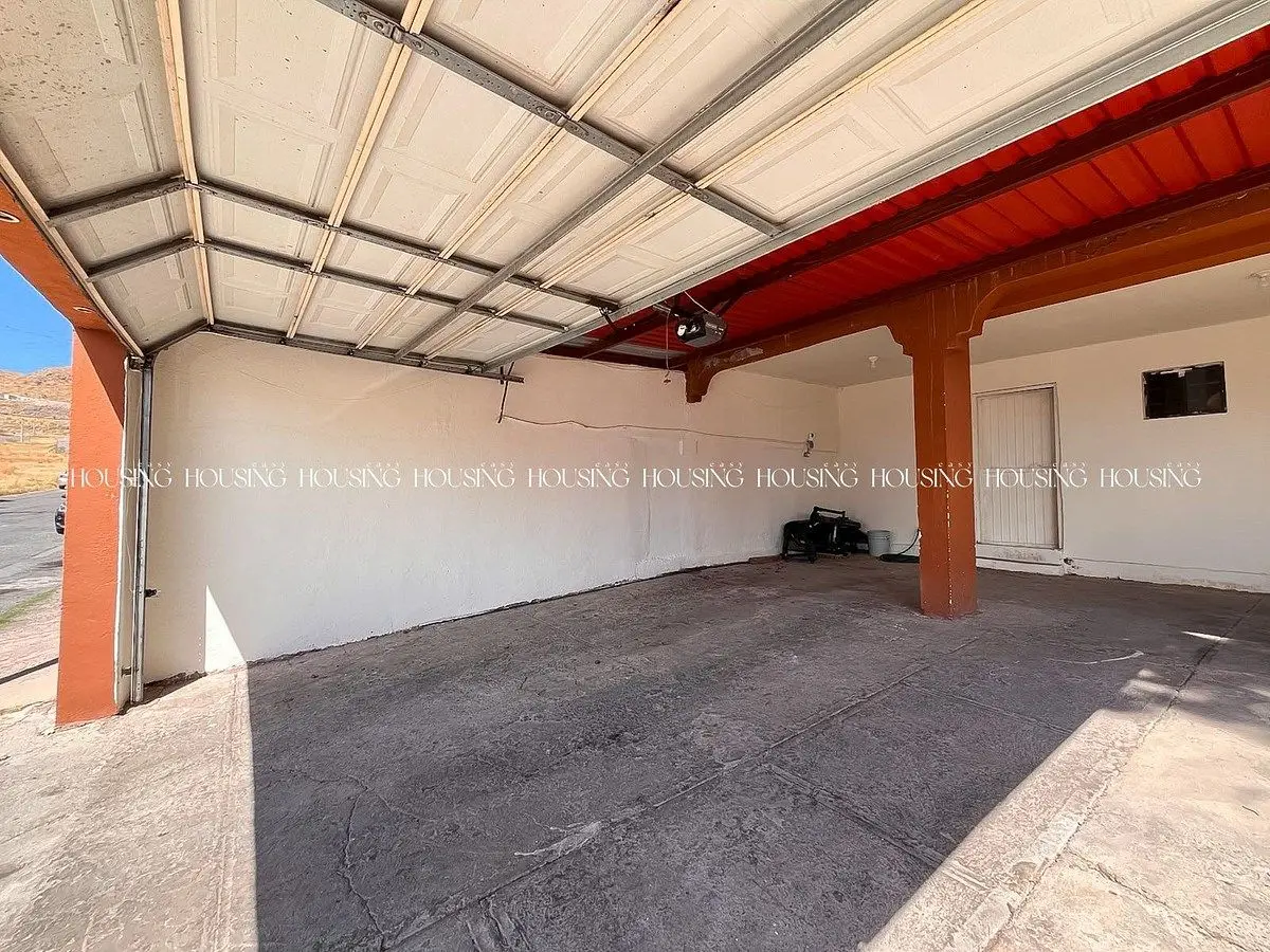 Casa en Bahías con Vestidor y Tina en Recámara Principal en Venta — foto 4
