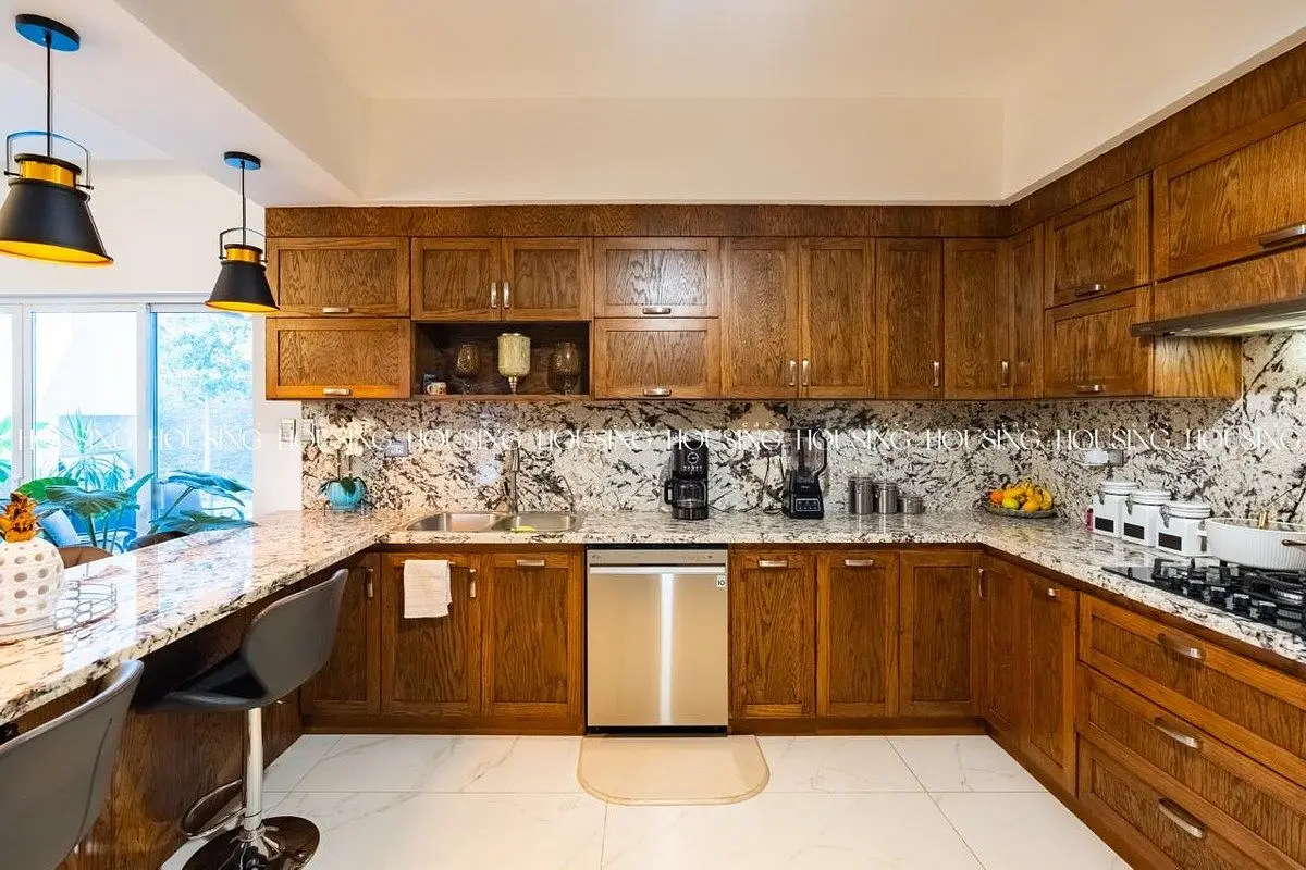 Casa en Venta de una Planta y Frente a Parque en Zona Valles — foto 3