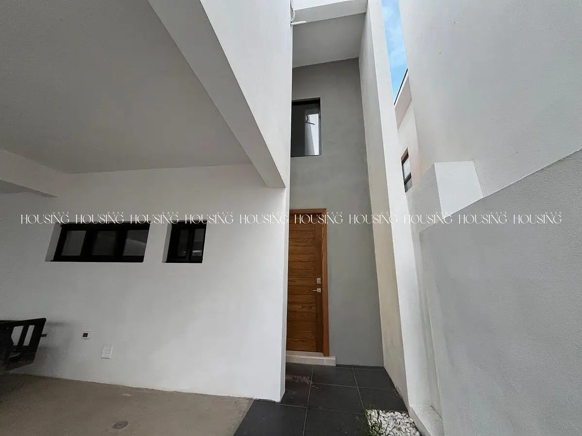 Casa en Venta Junto a Parque Sin Vecino al Frente en Zona Valle Escondido — foto 2