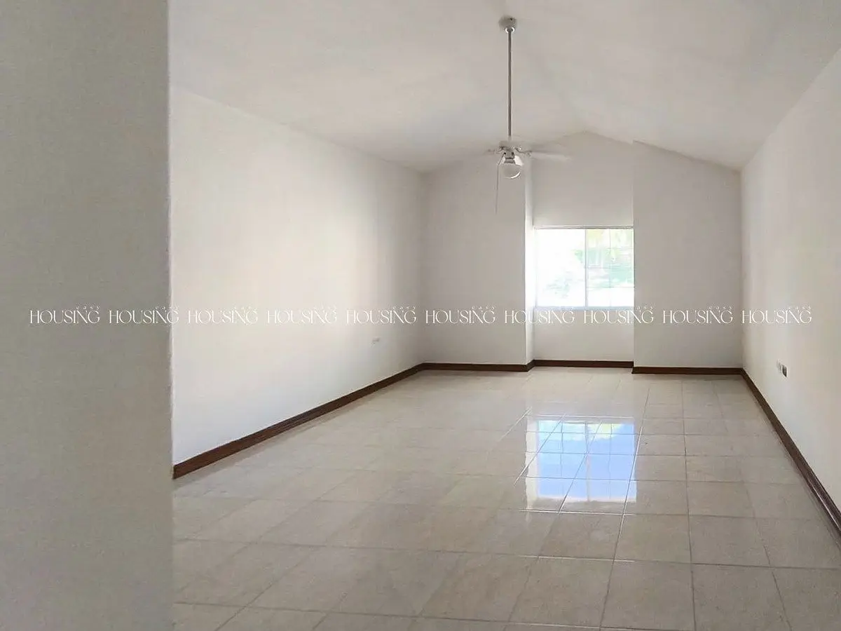 Casa en Venta en Haciendas Frente a Parque — foto 8