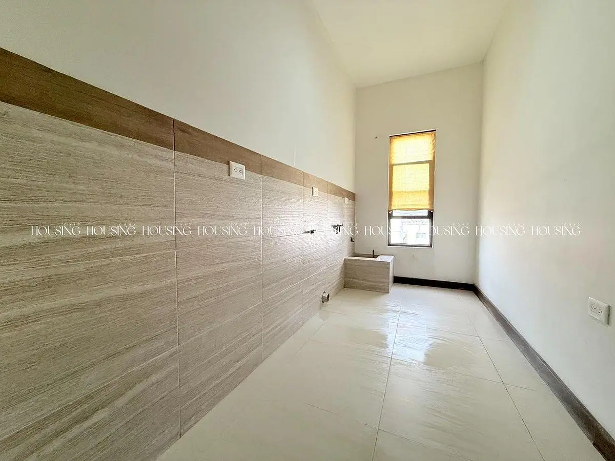 Casa en Renta con Oficina en Valle Escondido — foto 11