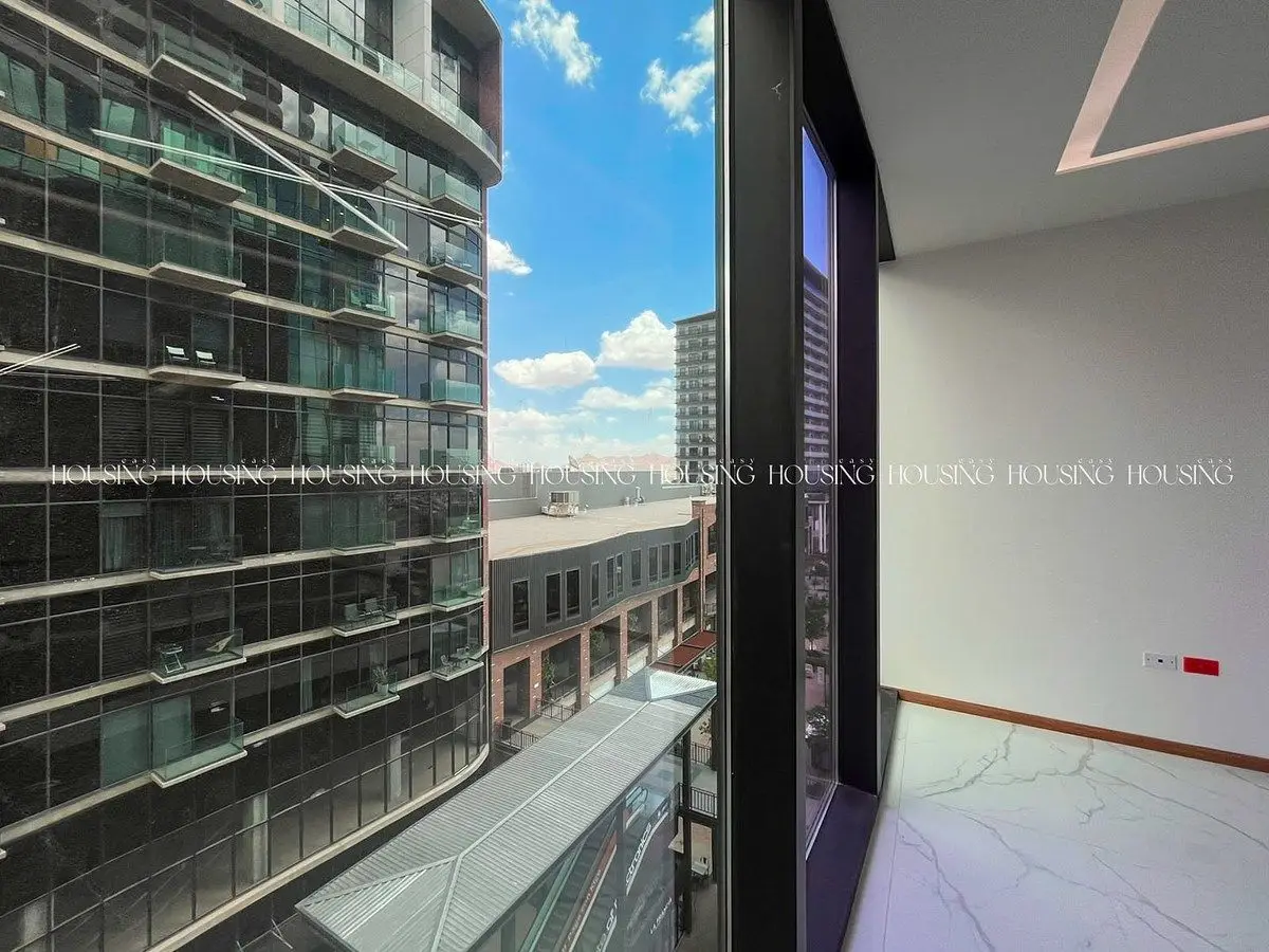 Oficina con Site a Estrenar con Gran Vista en Venta o Renta en D1 — foto 2