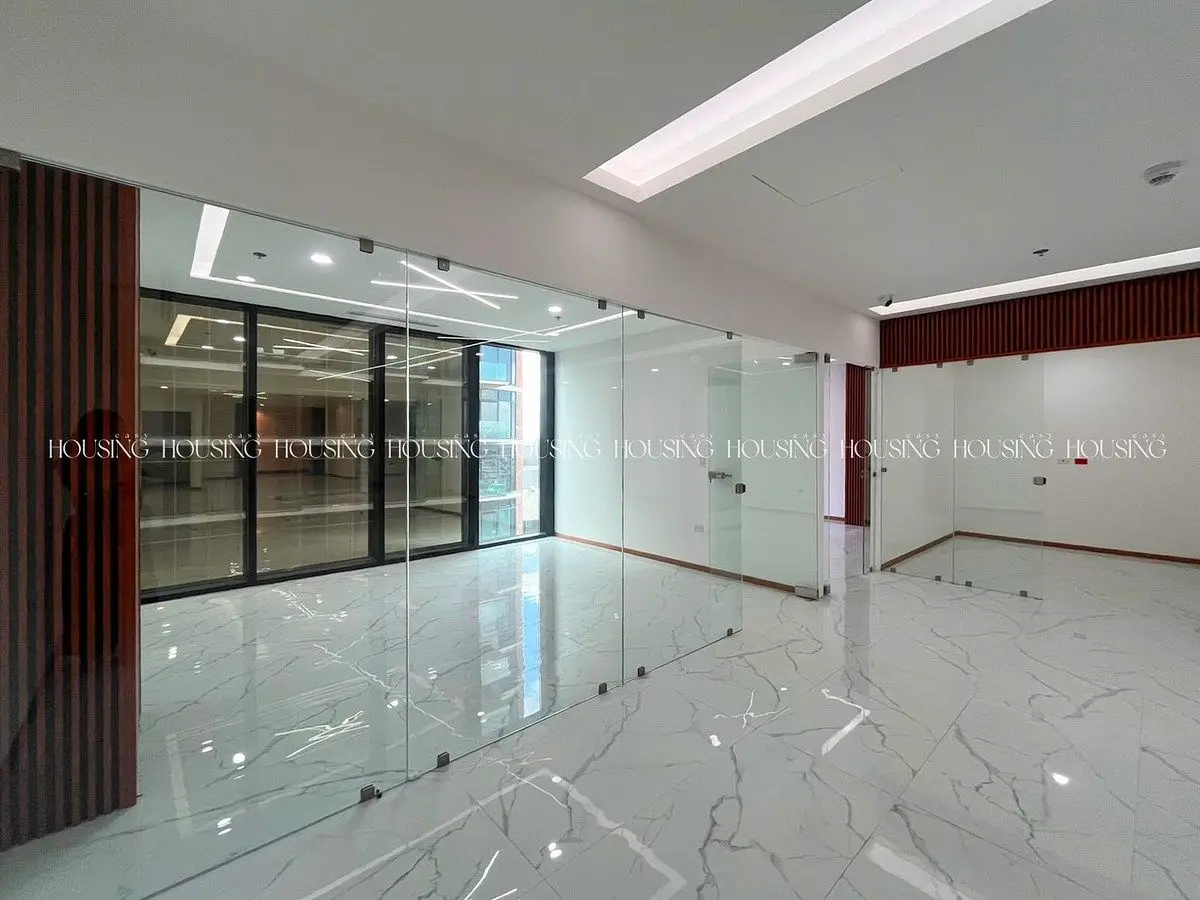 Oficina con Área de Recepción a Estrenar con Gran Vista en Venta o Renta en D1 — foto 2