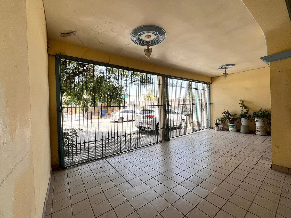 Casa en Venta en Zona Norte Excelente Ubicación Av. Prieto Luján — foto 2