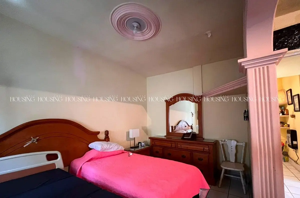 Casa en Venta en Zona Norte Excelente Ubicación Av. Prieto Luján — foto 5