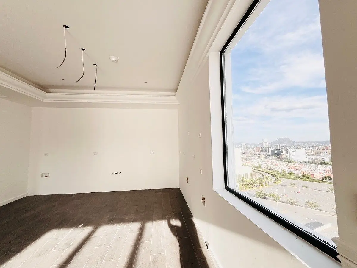 Penthouse de 2 Recámaras y 2.5 Baños en Zona Barrancas Renta o Venta en — foto 3