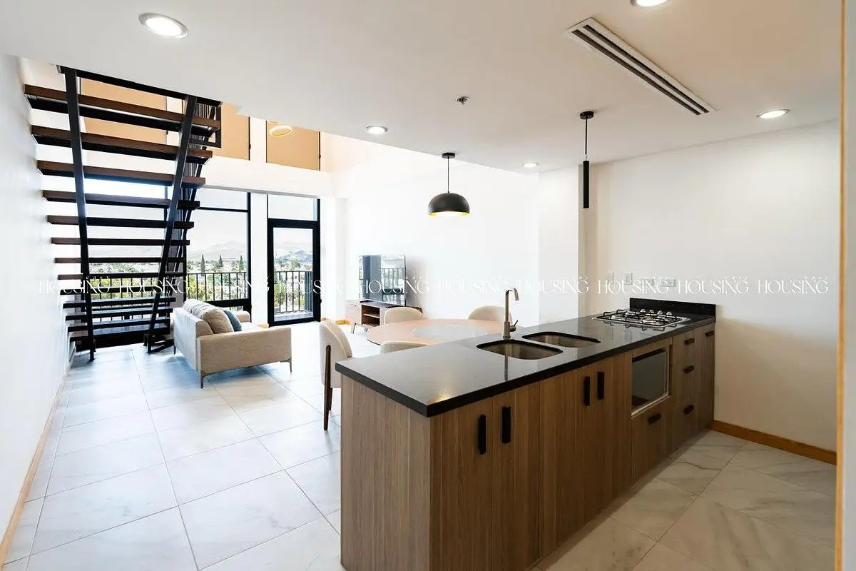 Departamento Amueblado en Renta de 3 Habitaciones — foto 3
