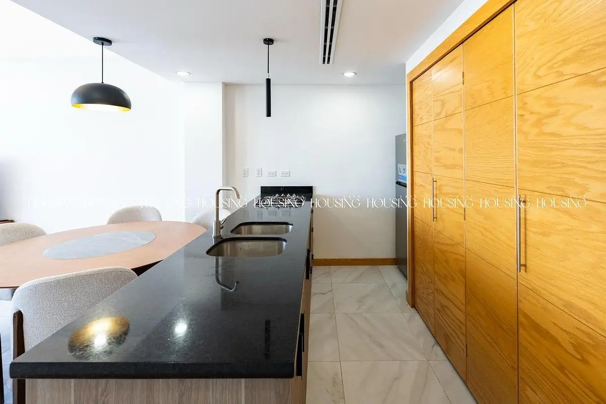 Departamento Amueblado en Renta de 3 Habitaciones — foto 4