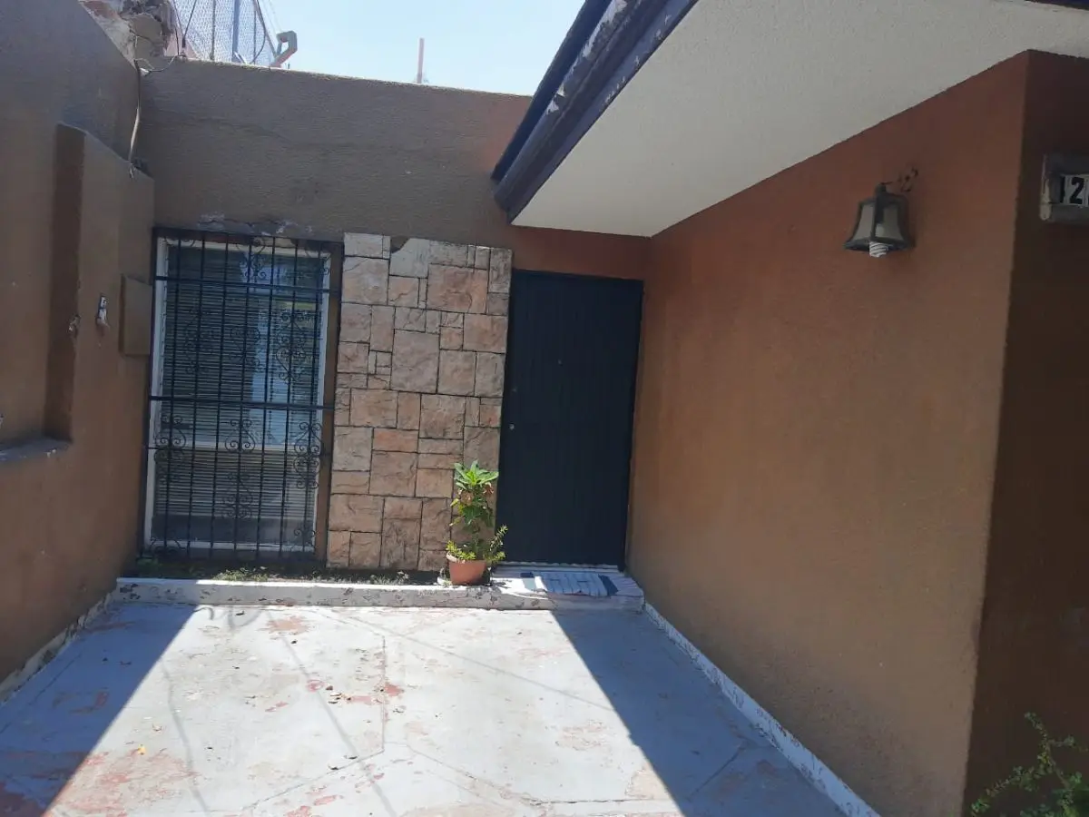 Venta de Casa Guadalajara Colinas de la Normal — foto 2