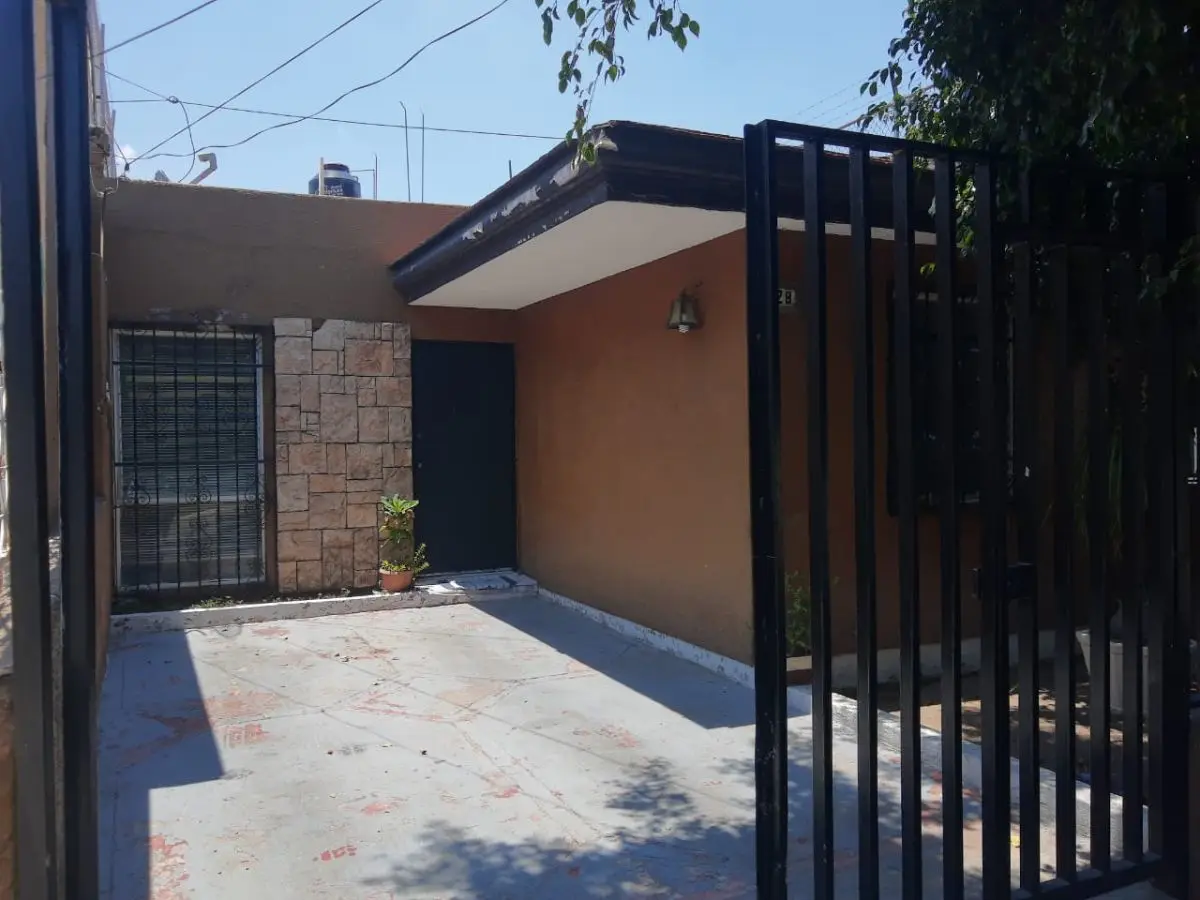 Venta de Casa Guadalajara Colinas de la Normal — foto 4