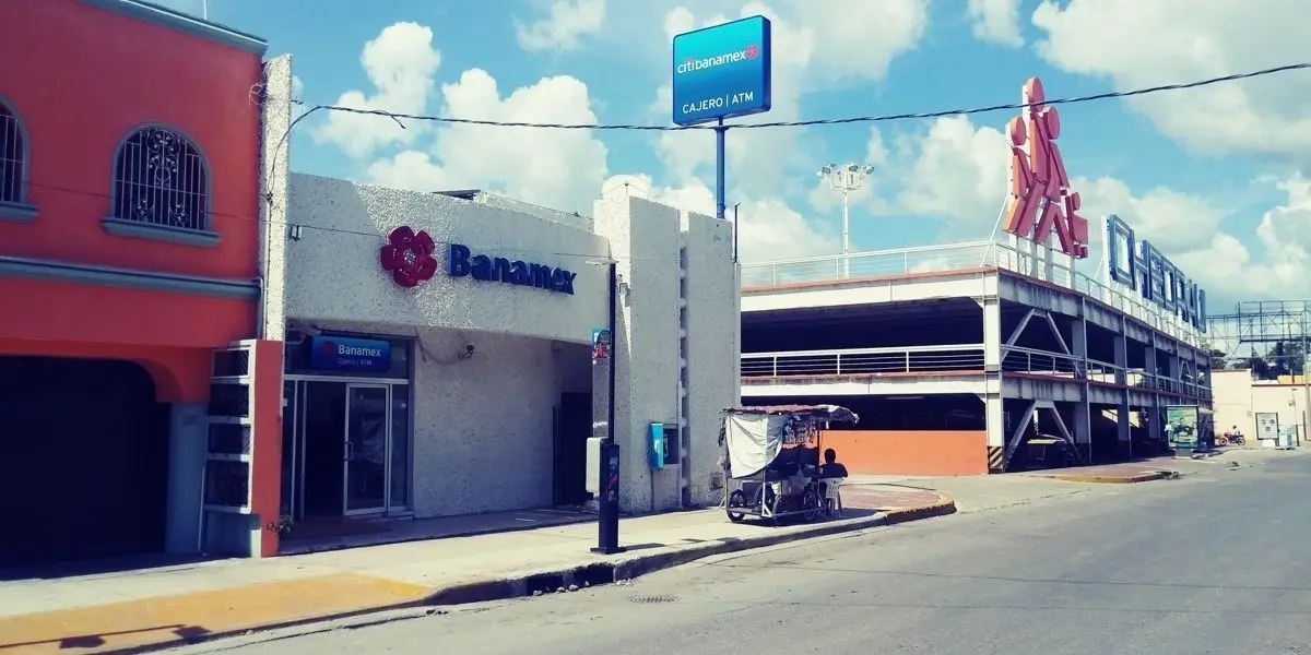 ¡Edificio en venta a precio del 2017! Locales y departamentos sobre Avenida — foto 3