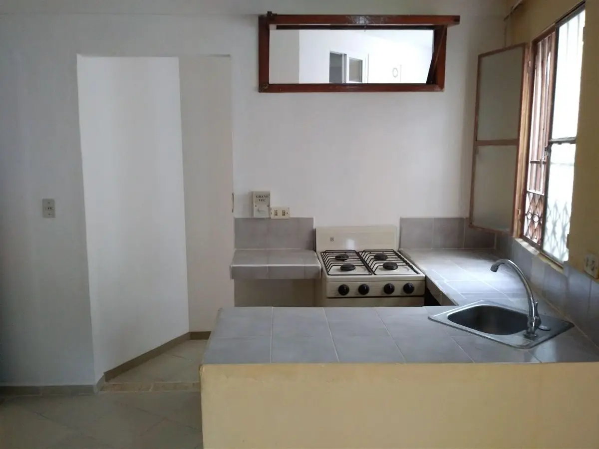 ¡Edificio en venta a precio del 2017! Locales y departamentos sobre Avenida — foto 6
