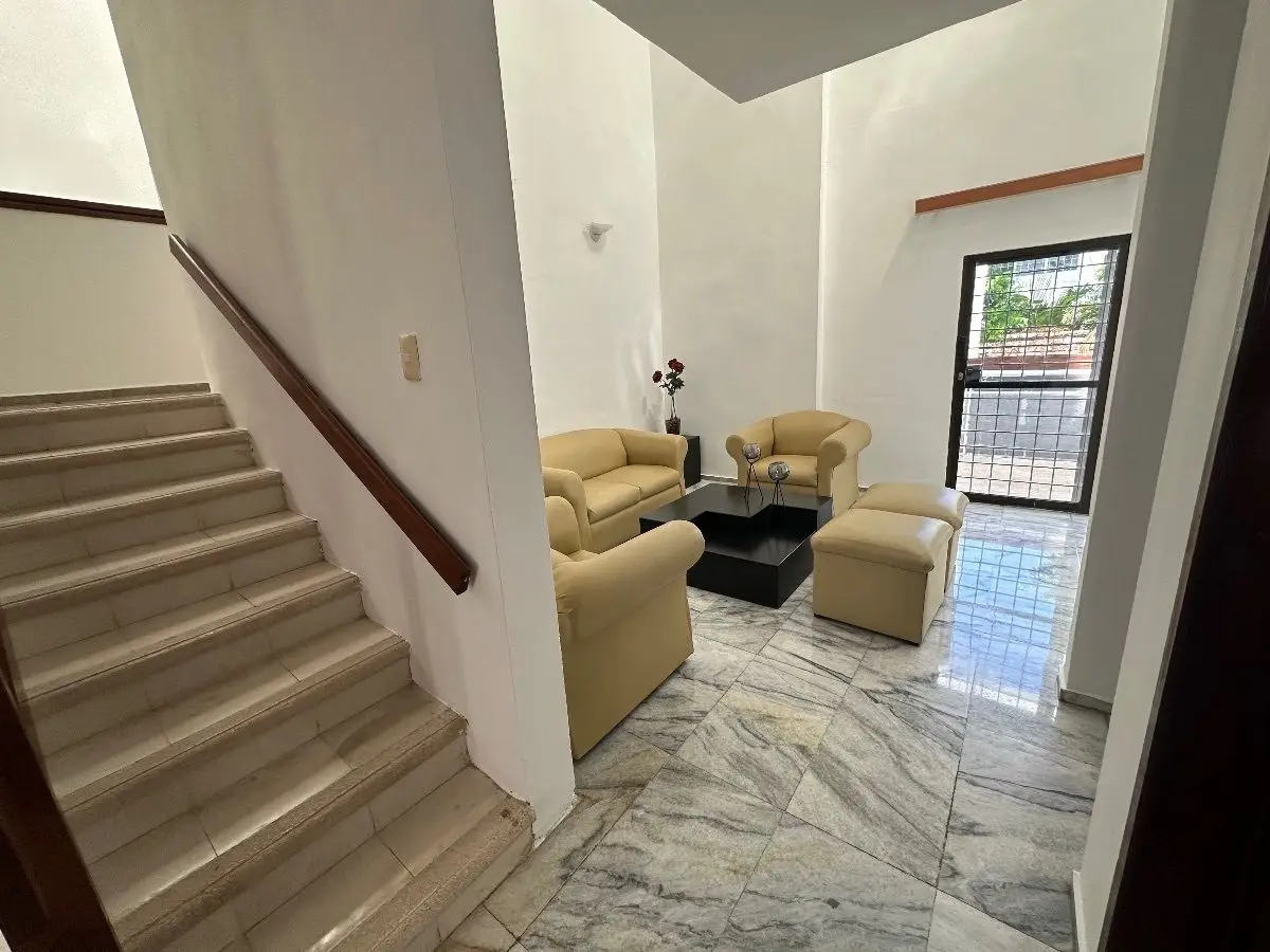 Casona de 7 habitaciones en colonia Campestre — foto 2