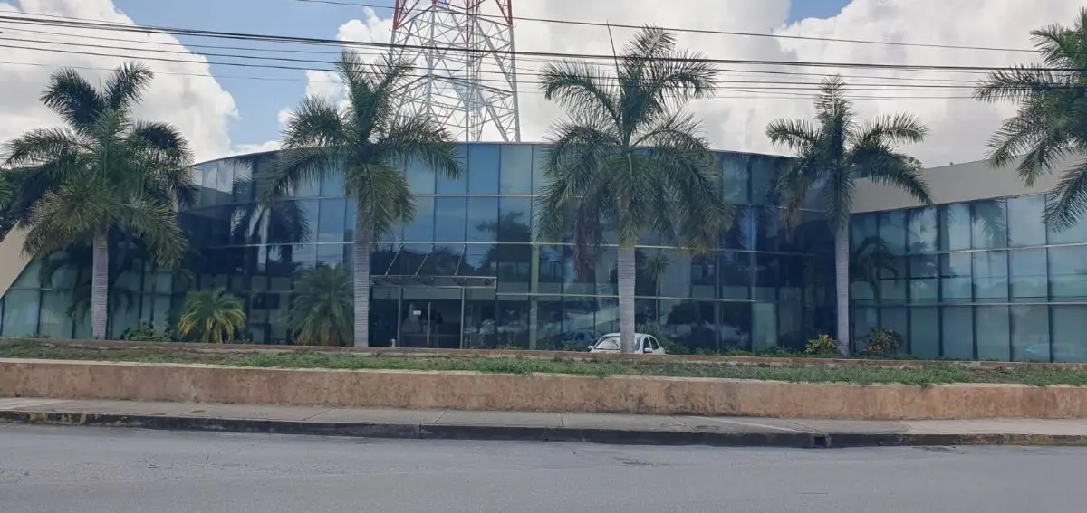 Edificio en centro turístico y comercial en Cancun, en excelente ubicación , — foto 5
