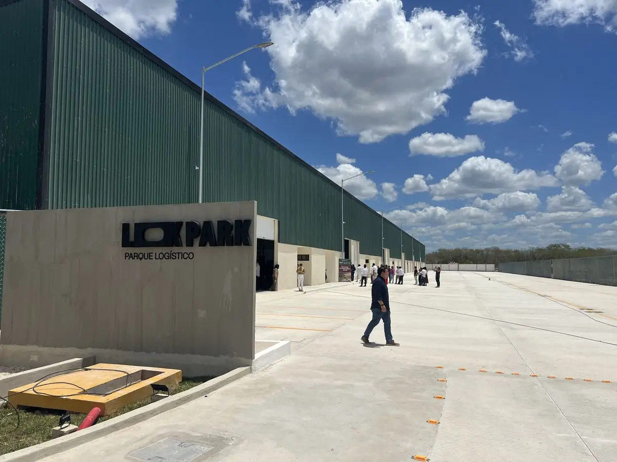 Bodegas Industriales cerca de estación TREN MAYA, sobre carretera Mérida-Cancún. — foto 6