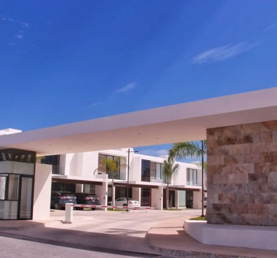 Lujosa Residencia en Temozón norte de Mérida Yucatán, entrega inmediata — foto 2