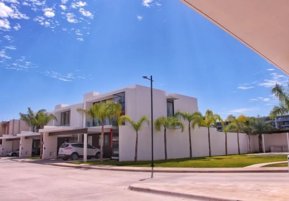 Lujosa Residencia en Temozón norte de Mérida Yucatán, entrega inmediata — foto 4