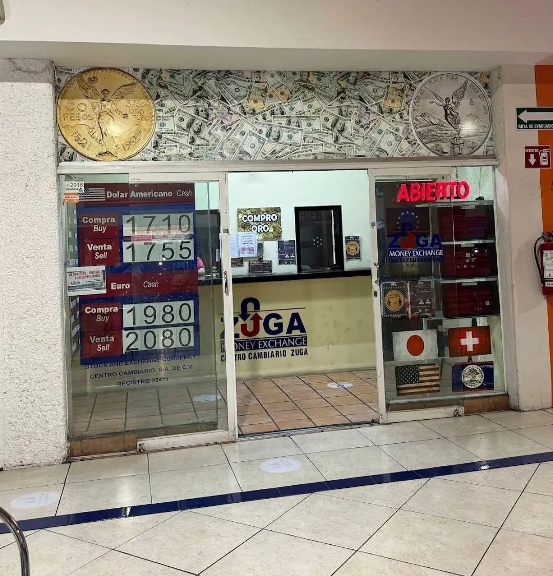 Local comercial en Plaza Fiesta Merida — foto 4
