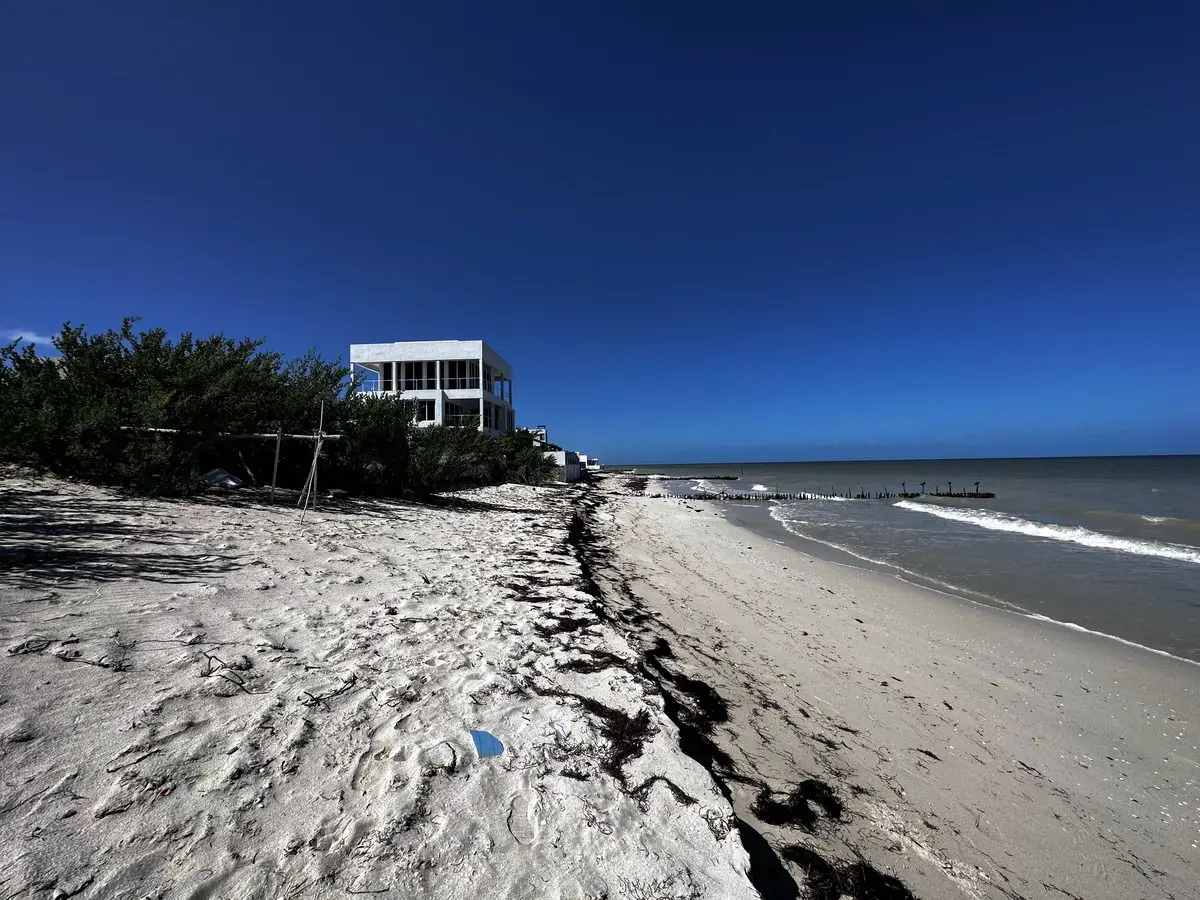 Terreno frente al mar en venta en Chuburná. 20 metros lineales — foto 2