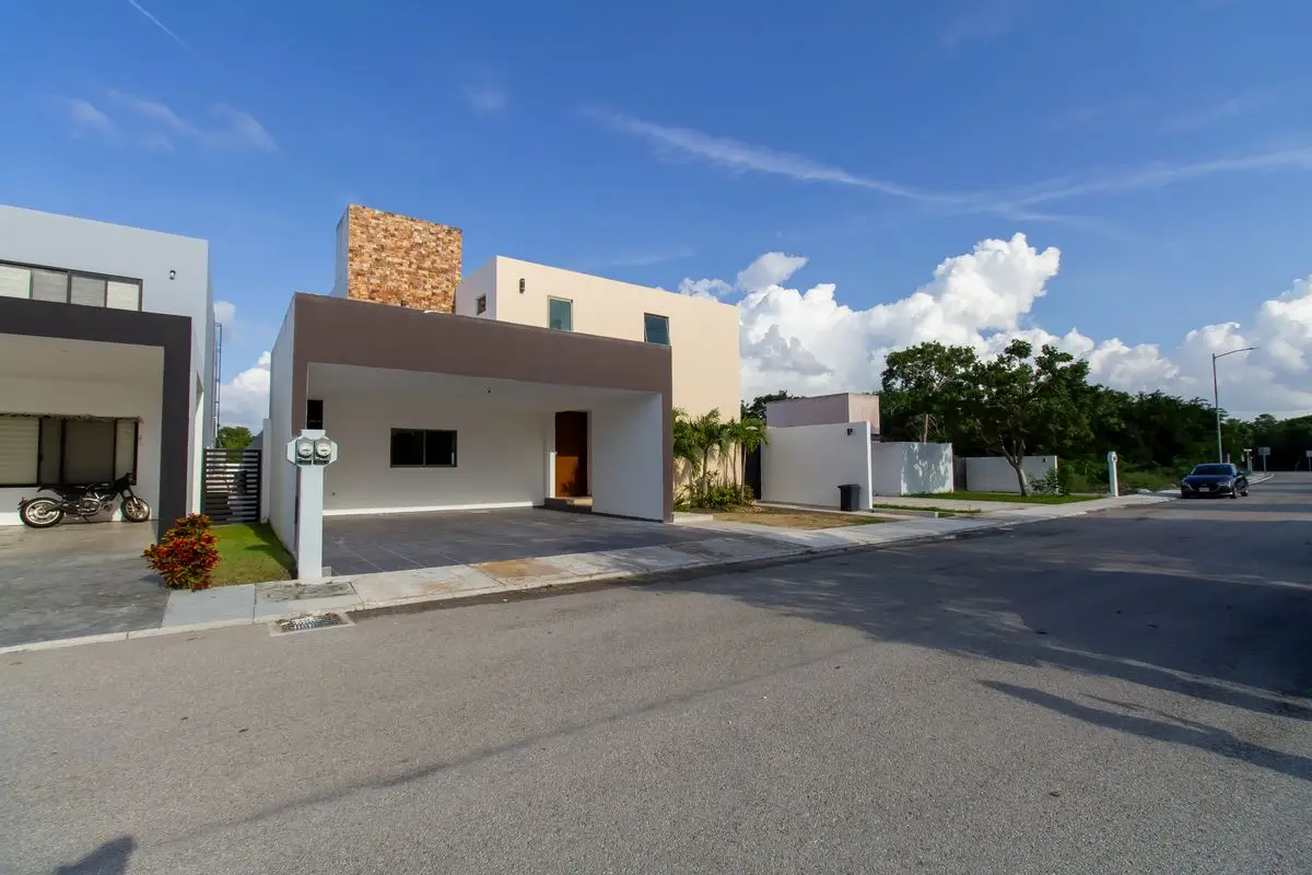Residencia JARDINES en privada REJOYADA al norte de Mérida, Yucatán — foto 2