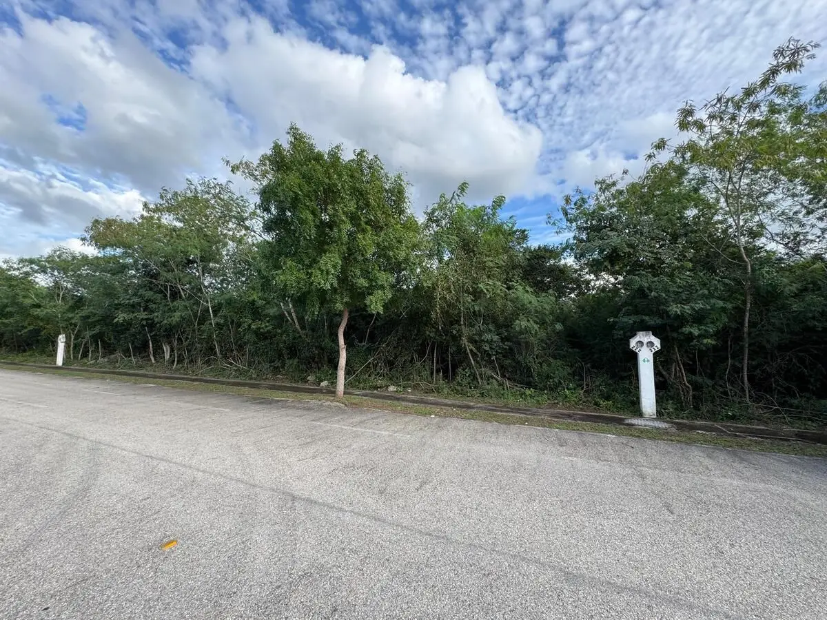 Terreno en Privada Residencial Phúla con Amenidades, al Norte de Mérida — foto 2