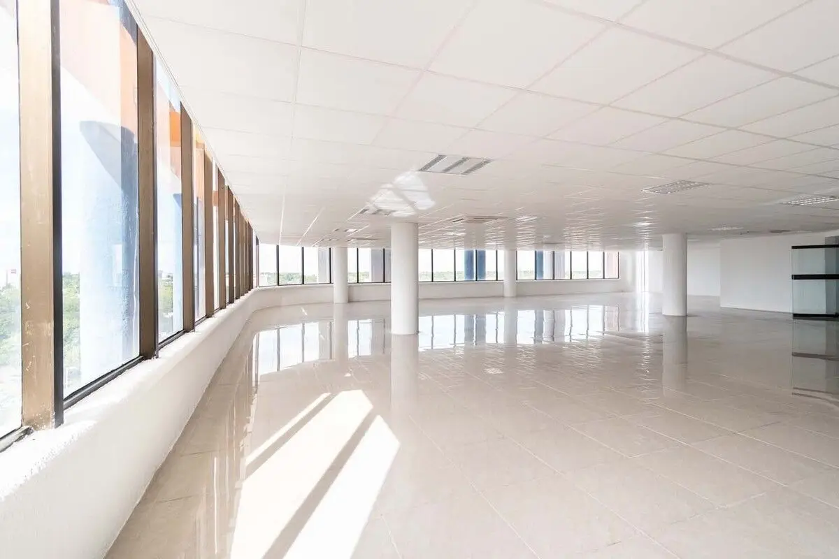 ¡Oficinas listas para ocupar disponibles en Paseo de Montejo! — foto 2