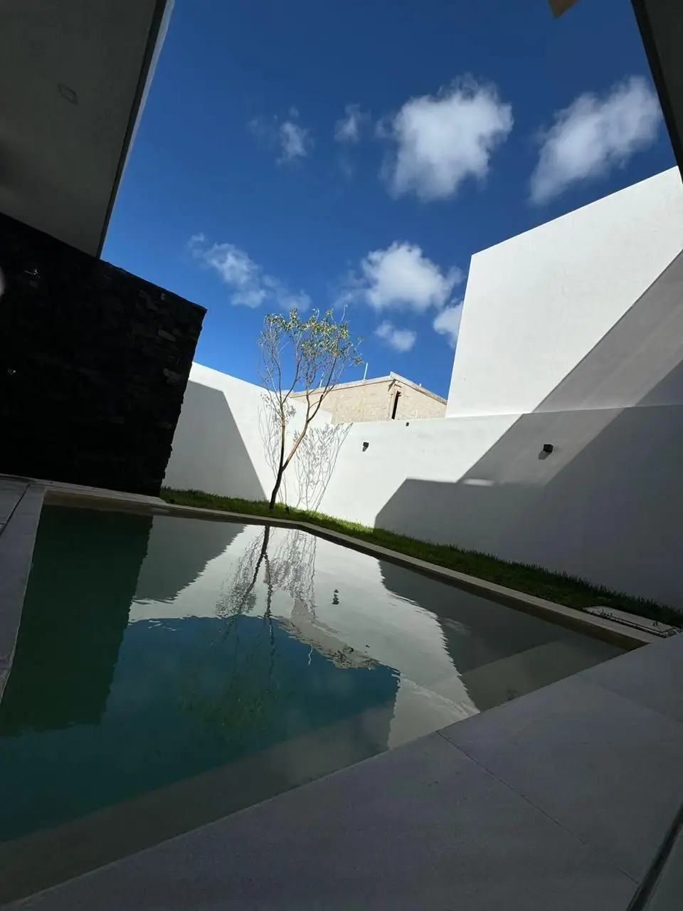 Residencia estilo modernista en privada al norte de Merida Yucatan — foto 4
