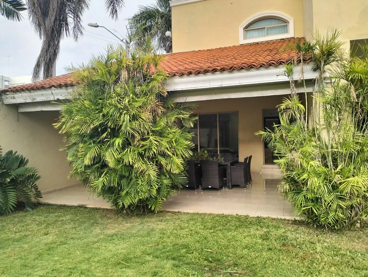 Amplia Residencia en San Antonio Cucul, Mérida Yucatán equipada — foto 6