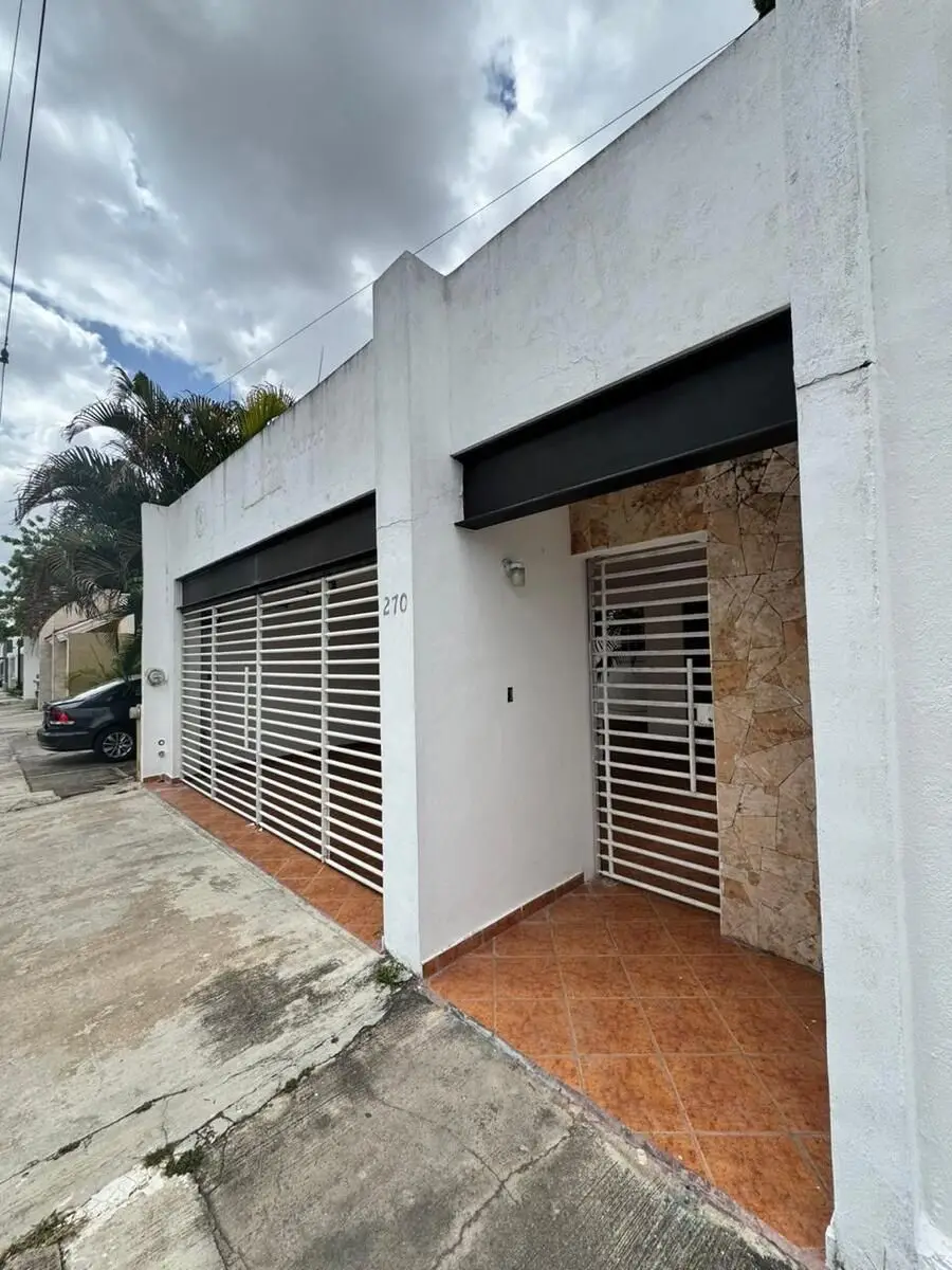 Casa 2 plantas en Renta sobre Av. Montecarlo y Altabrisa Merida, Yucatan — foto 3