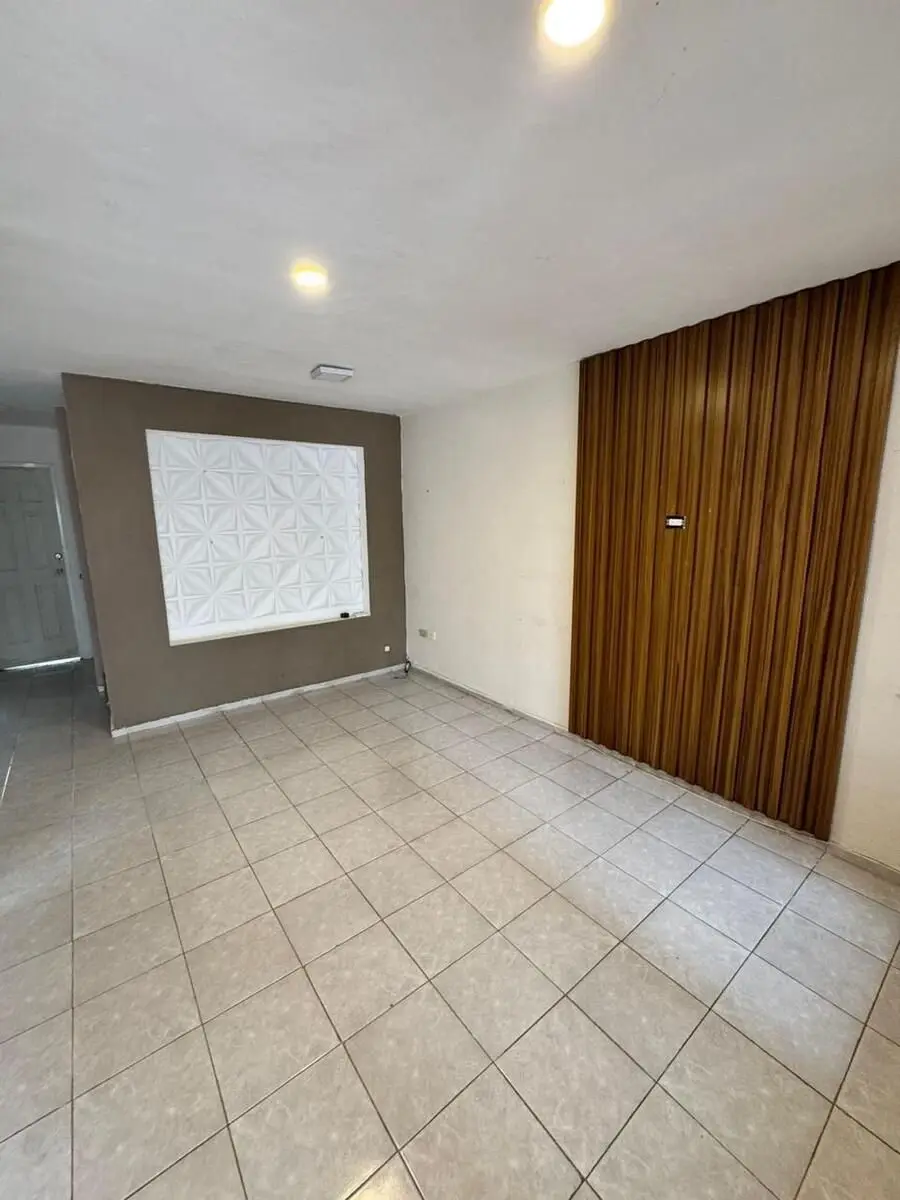 Casa 2 plantas en Renta sobre Av. Montecarlo y Altabrisa Merida, Yucatan — foto 6