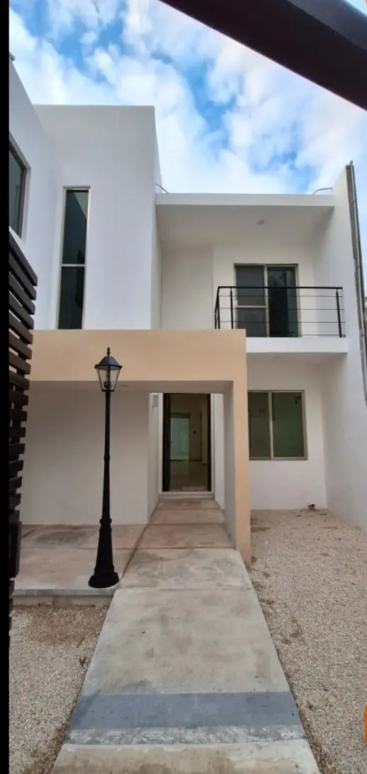 Casa ideal para habitar o como oficinas, en Altabrisa al norte de Mérida Yucatán — foto 2