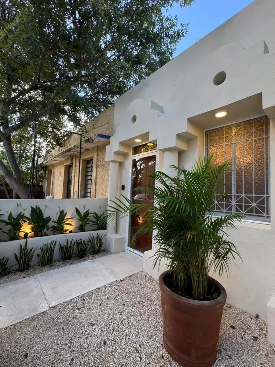 Casa en Itzimna estilo Art Déco, cerca de Paseo de Montejo. — foto 3
