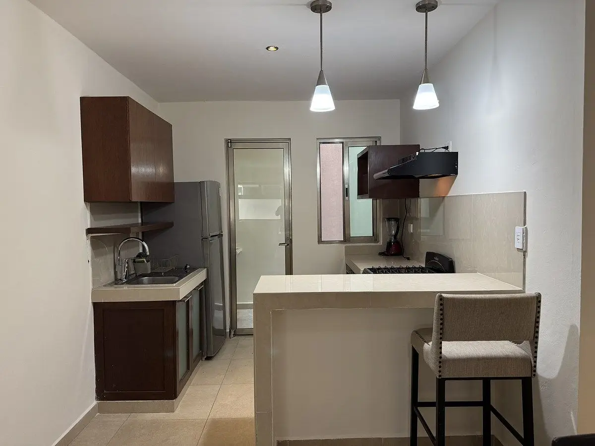 Departamento amueblado 2 recamaras planta baja sobre Av. Garcia Lavin Mérida — foto 4