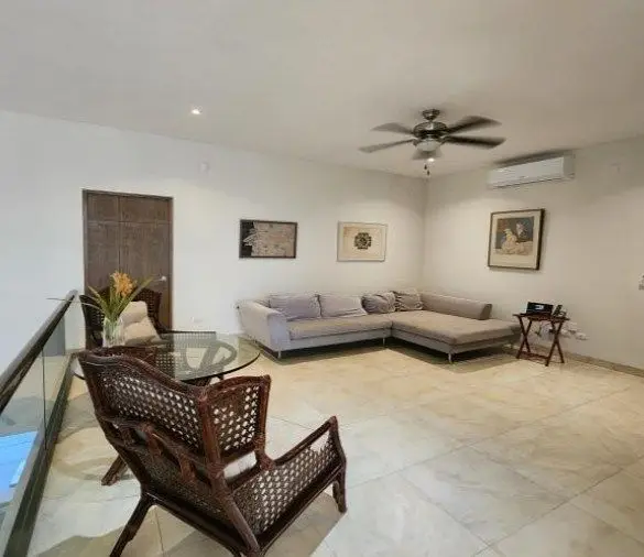 Residencia con P. solares y alberca en zona exclusiva al norte de Mérida Yucatán — foto 4